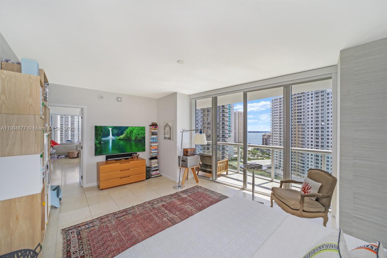 465 Brickell Ave #2001, Miami FL 33131