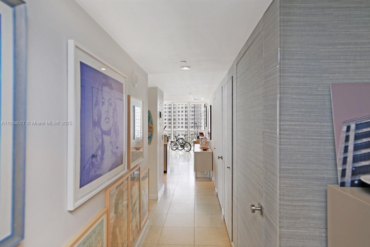 465 Brickell Ave #2001, Miami FL 33131