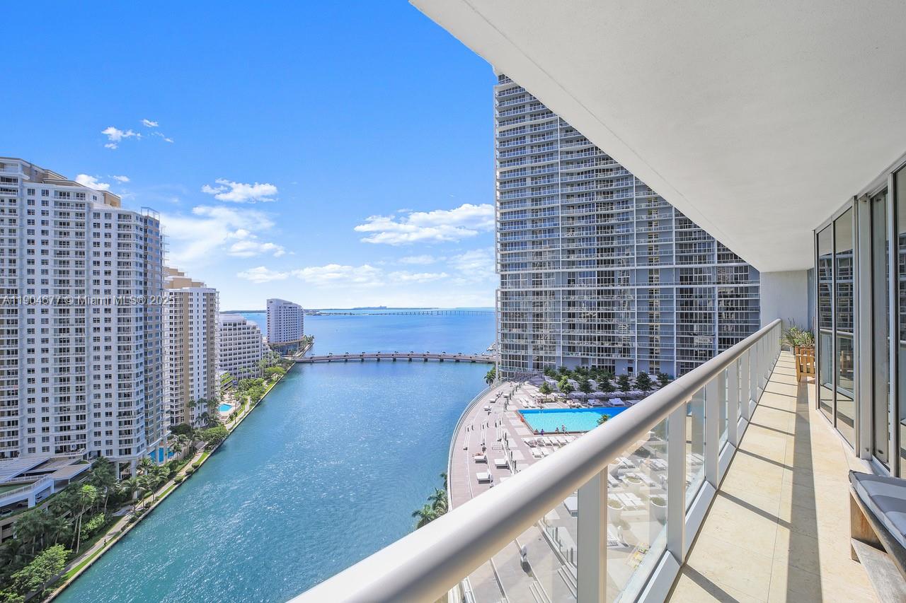 465 Brickell Ave #2001, Miami FL 33131