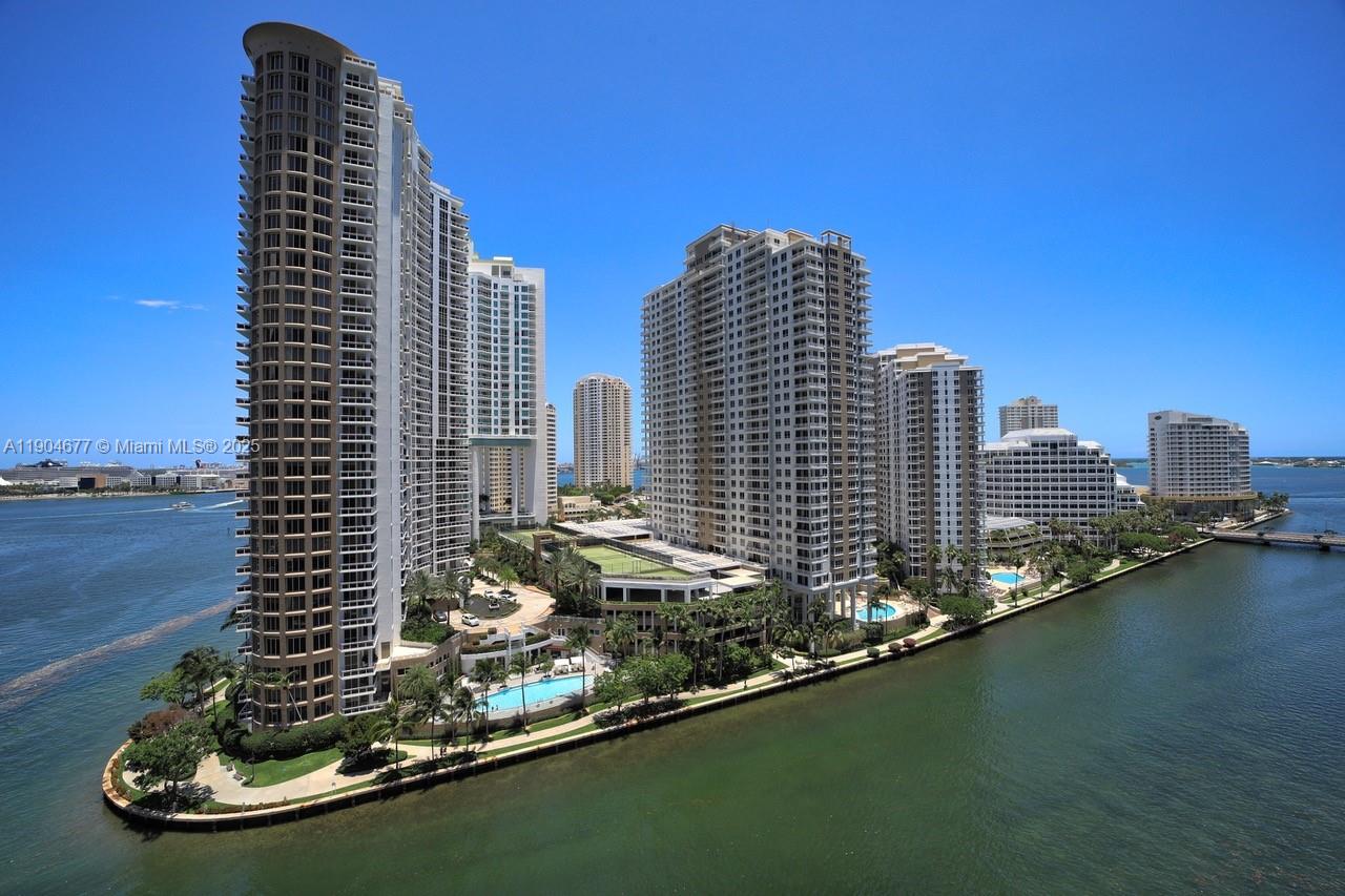 465 Brickell Ave #2001, Miami FL 33131