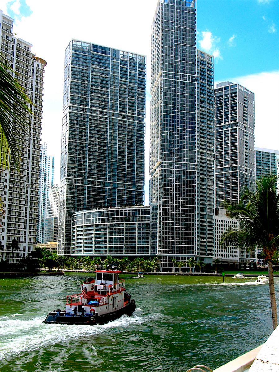 Miami FL 33131 - A11904738