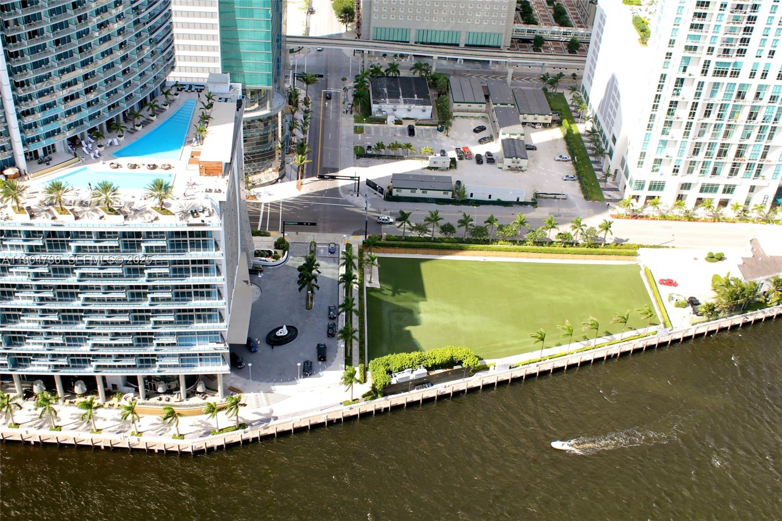 Miami FL 33131 - A11904738