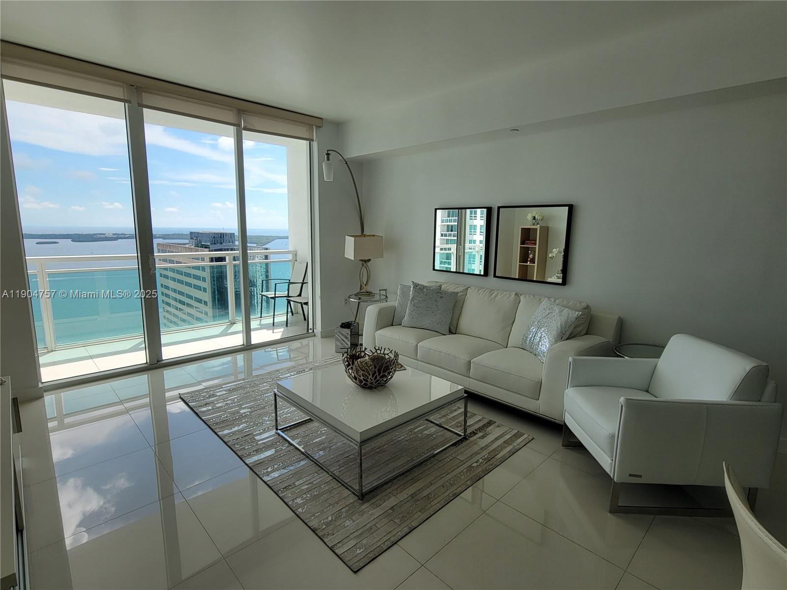 951 Brickell Ave #3908, Miami FL 33131