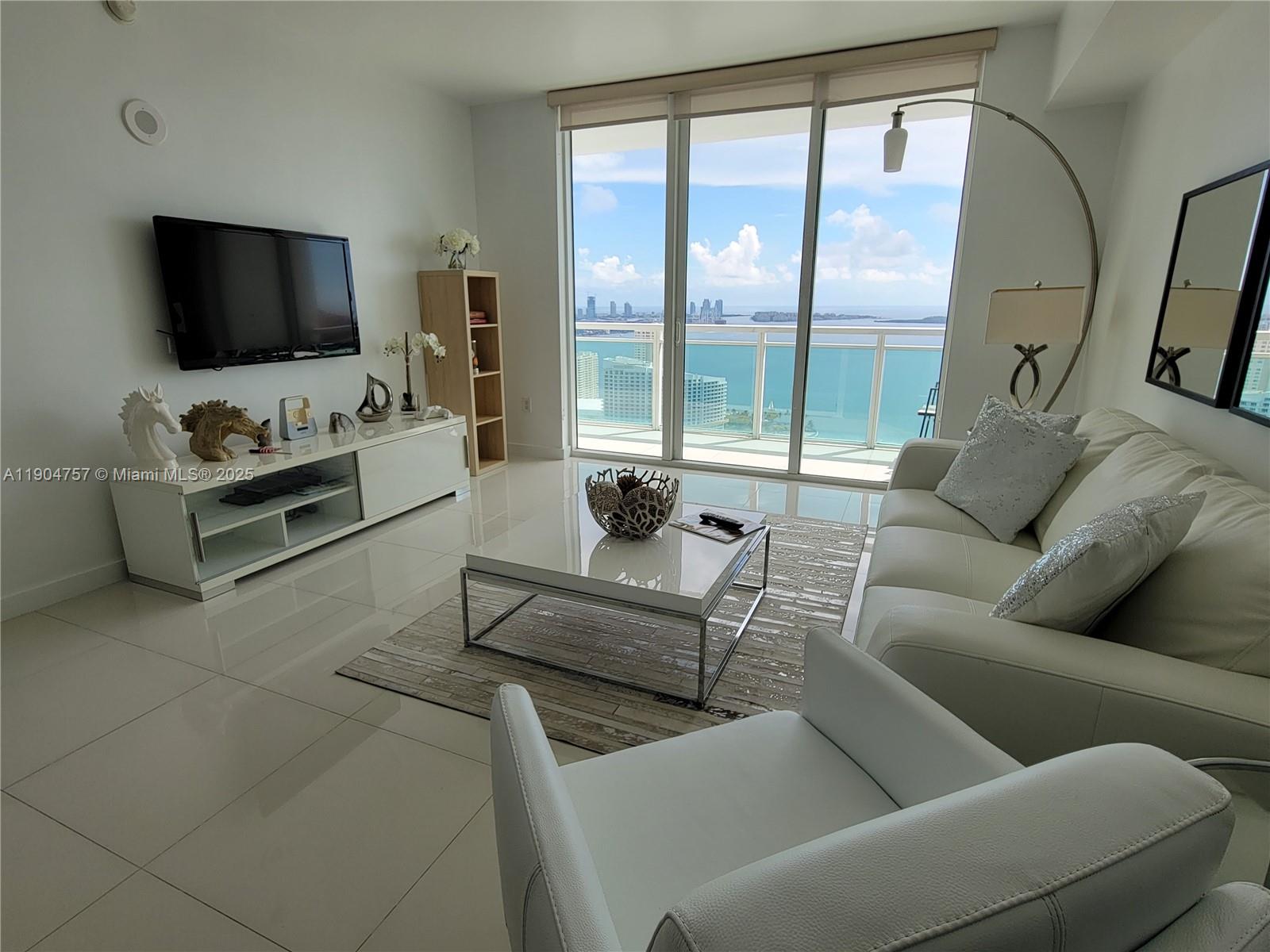 951 Brickell Ave #3908, Miami FL 33131