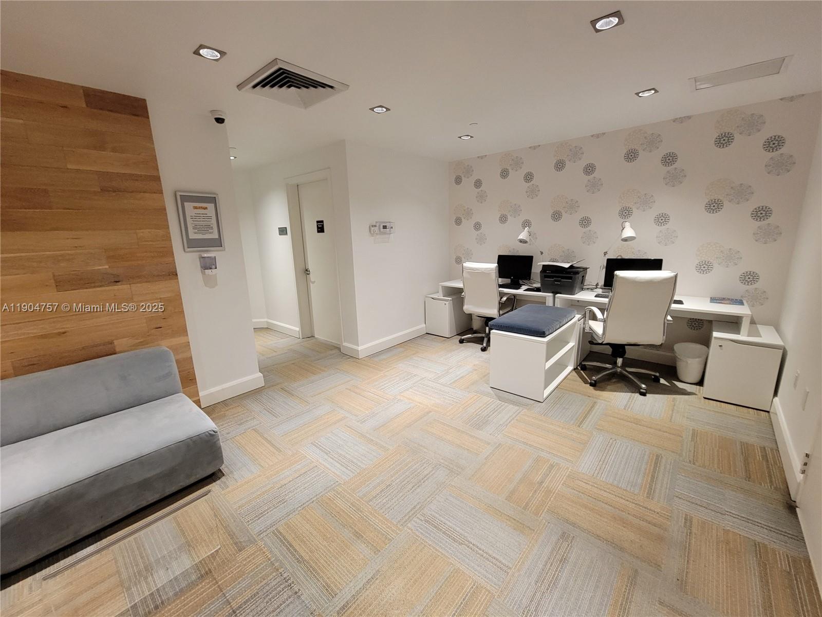 951 Brickell Ave #3908, Miami FL 33131