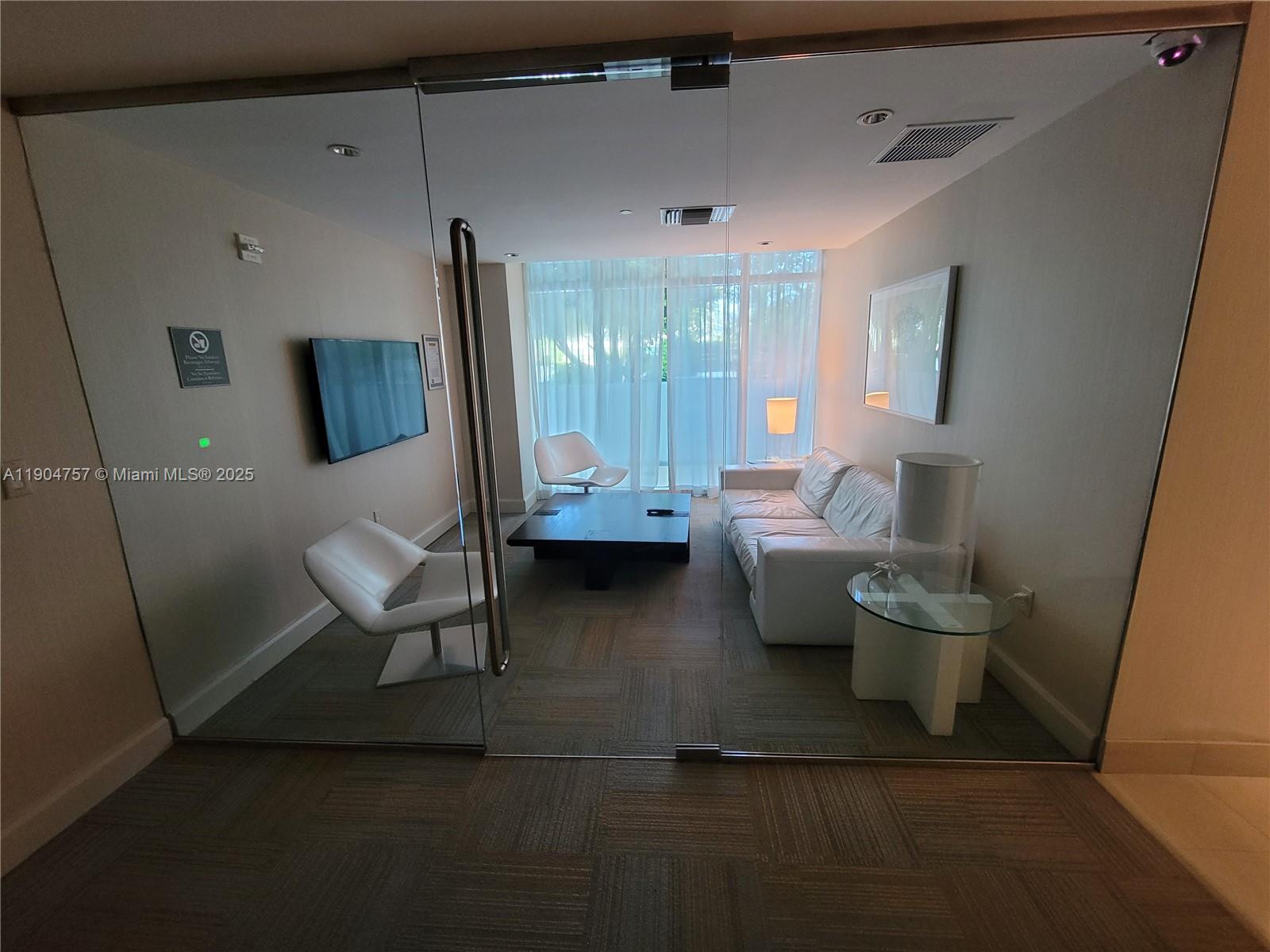 951 Brickell Ave #3908, Miami FL 33131