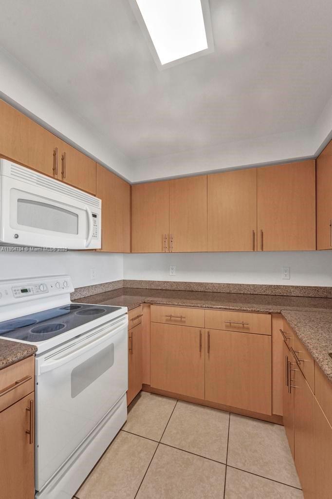 2475 Brickell Ave #2006, Miami FL 33129
