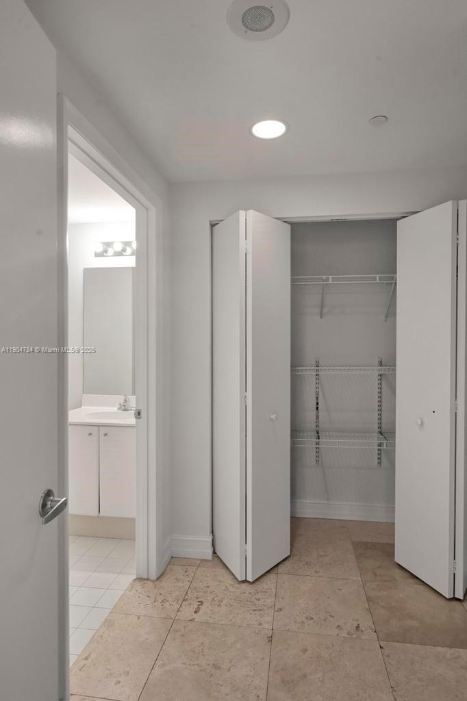 2475 Brickell Ave #2006, Miami FL 33129