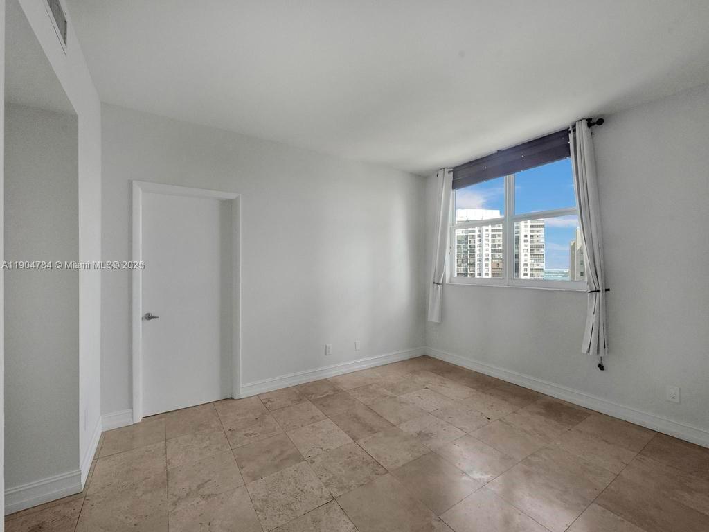 2475 Brickell Ave #2006, Miami FL 33129