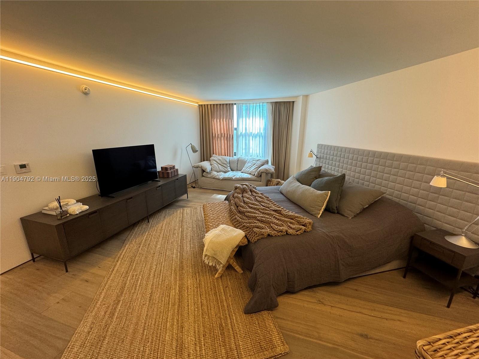 1121 Crandon Blvd #D608, Key Biscayne FL 33149