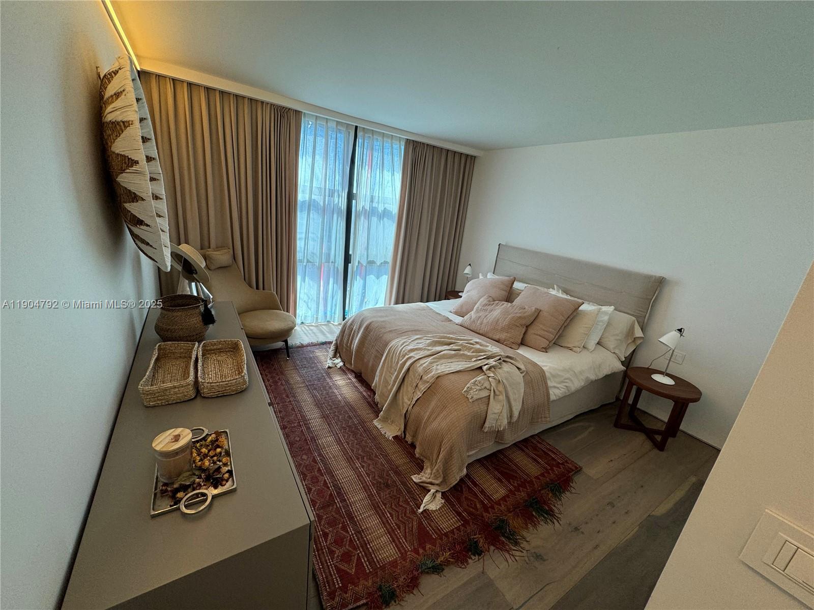1121 Crandon Blvd #D608, Key Biscayne FL 33149