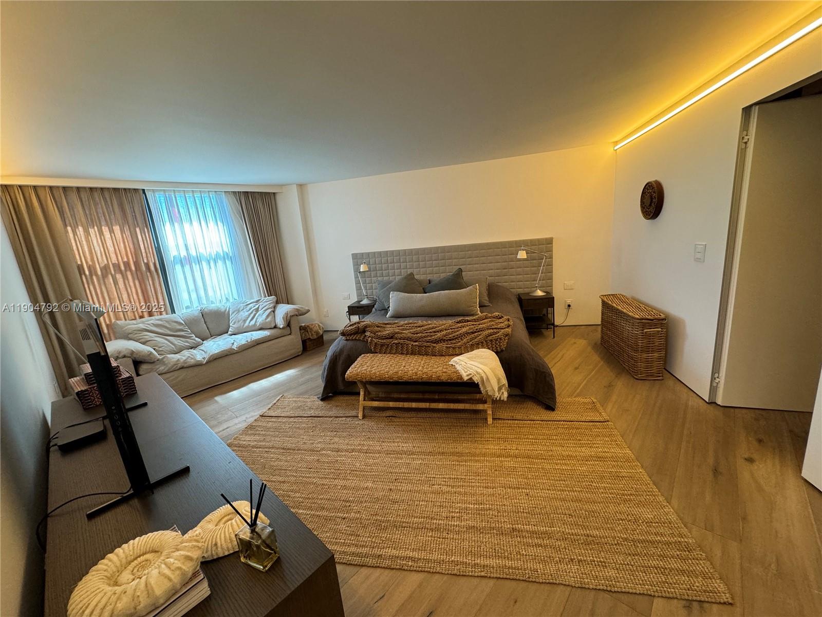 1121 Crandon Blvd #D608, Key Biscayne FL 33149