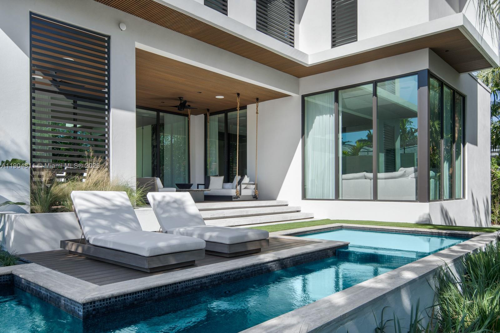 217 Bal Cross Dr, Bal Harbour FL 33154