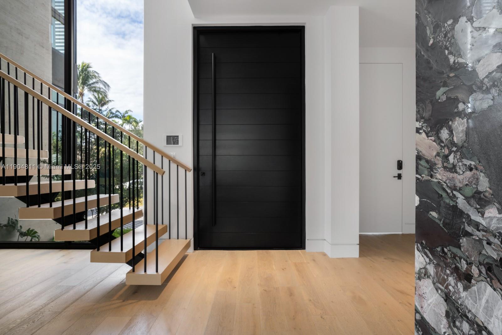 217 Bal Cross Dr, Bal Harbour FL 33154