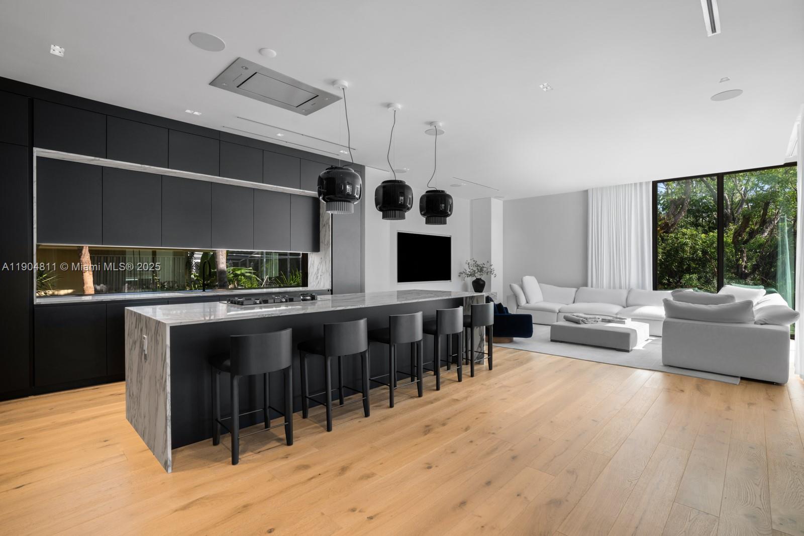 217 Bal Cross Dr, Bal Harbour FL 33154