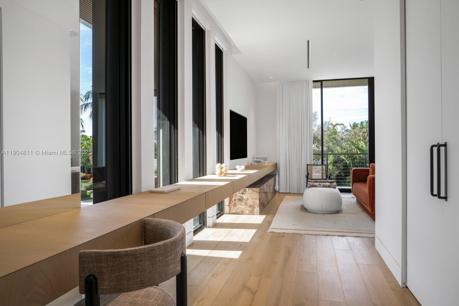 217 Bal Cross Dr, Bal Harbour FL 33154