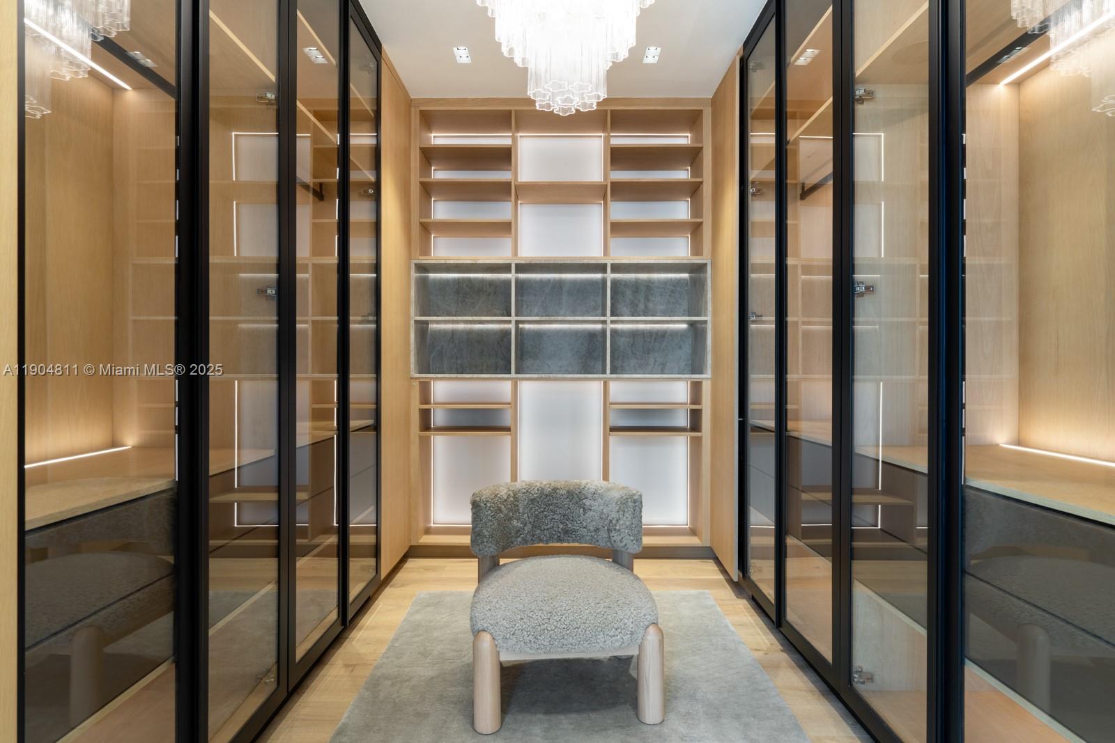 217 Bal Cross Dr, Bal Harbour FL 33154