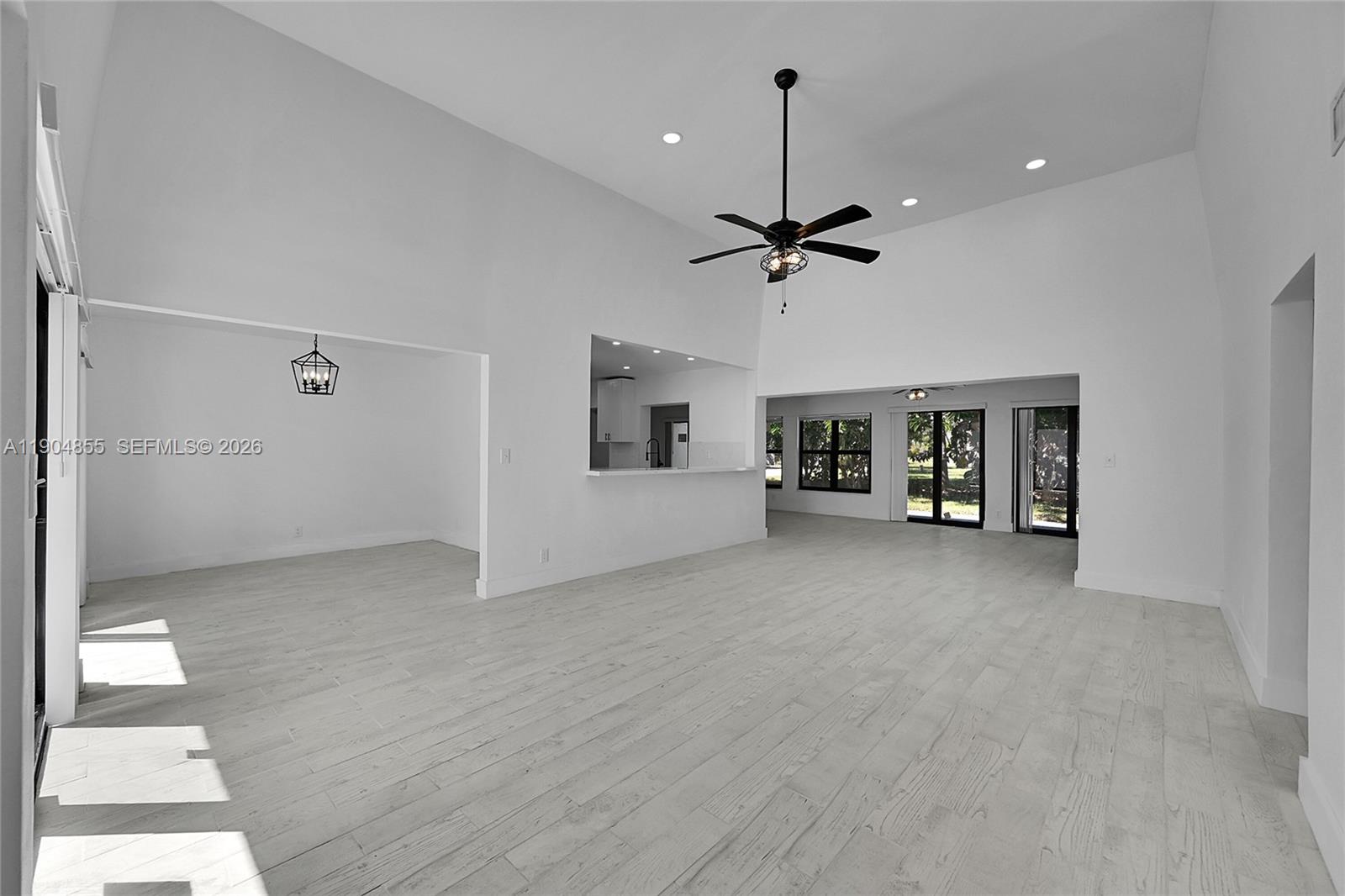 4603 King Palm Dr, Tamarac FL 33319