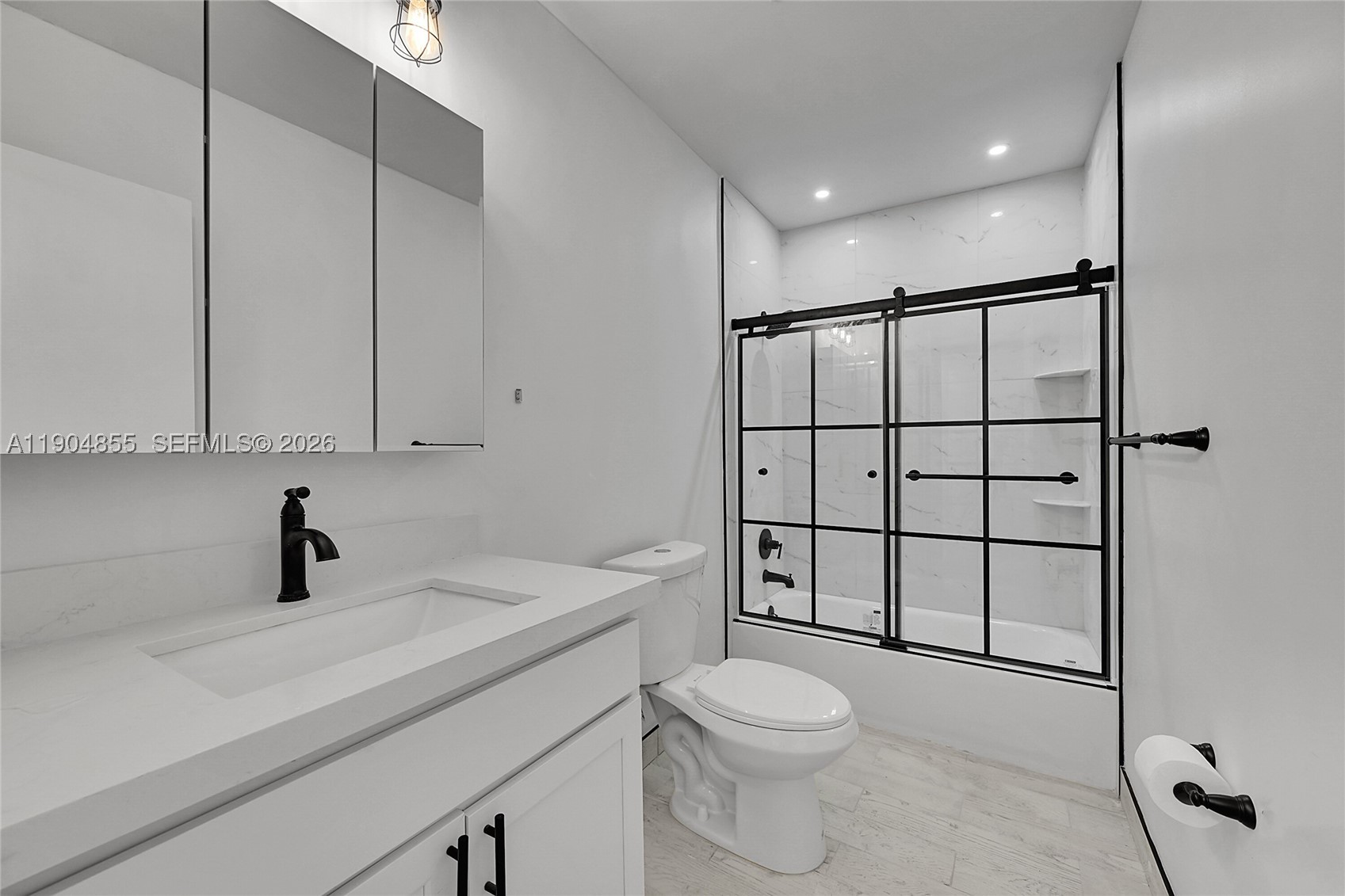 4603 King Palm Dr, Tamarac FL 33319