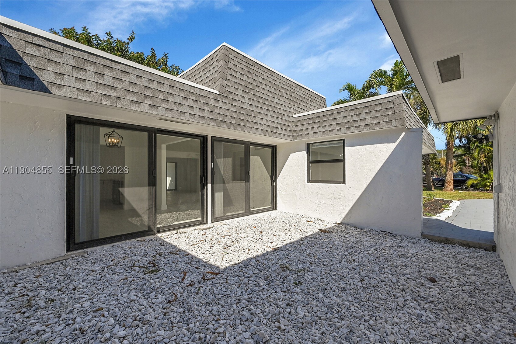 4603 King Palm Dr, Tamarac FL 33319