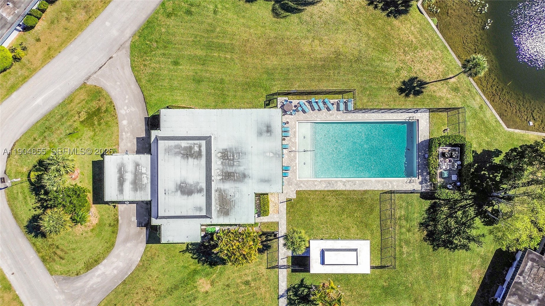 4603 King Palm Dr, Tamarac FL 33319