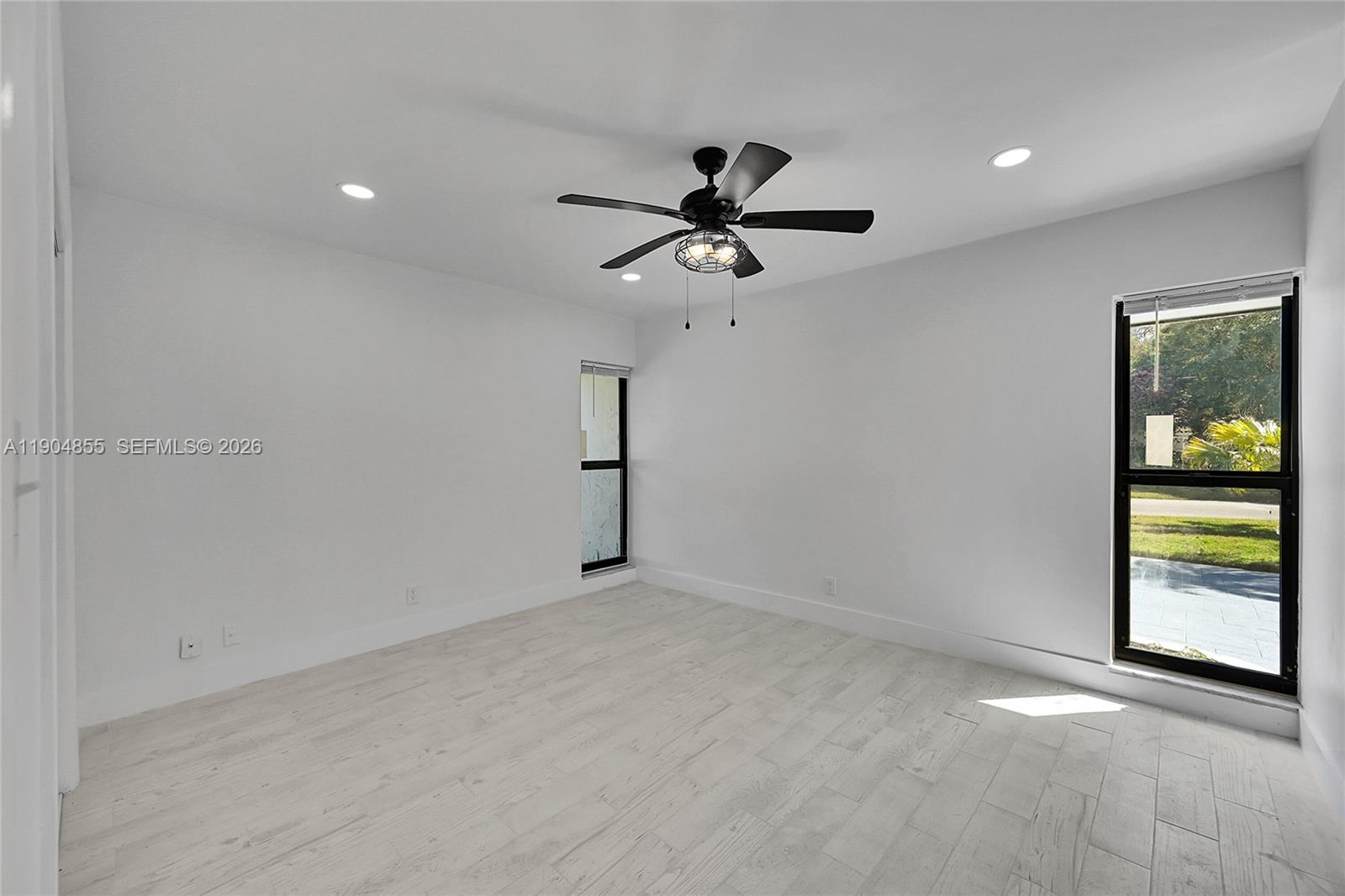 4603 King Palm Dr, Tamarac FL 33319