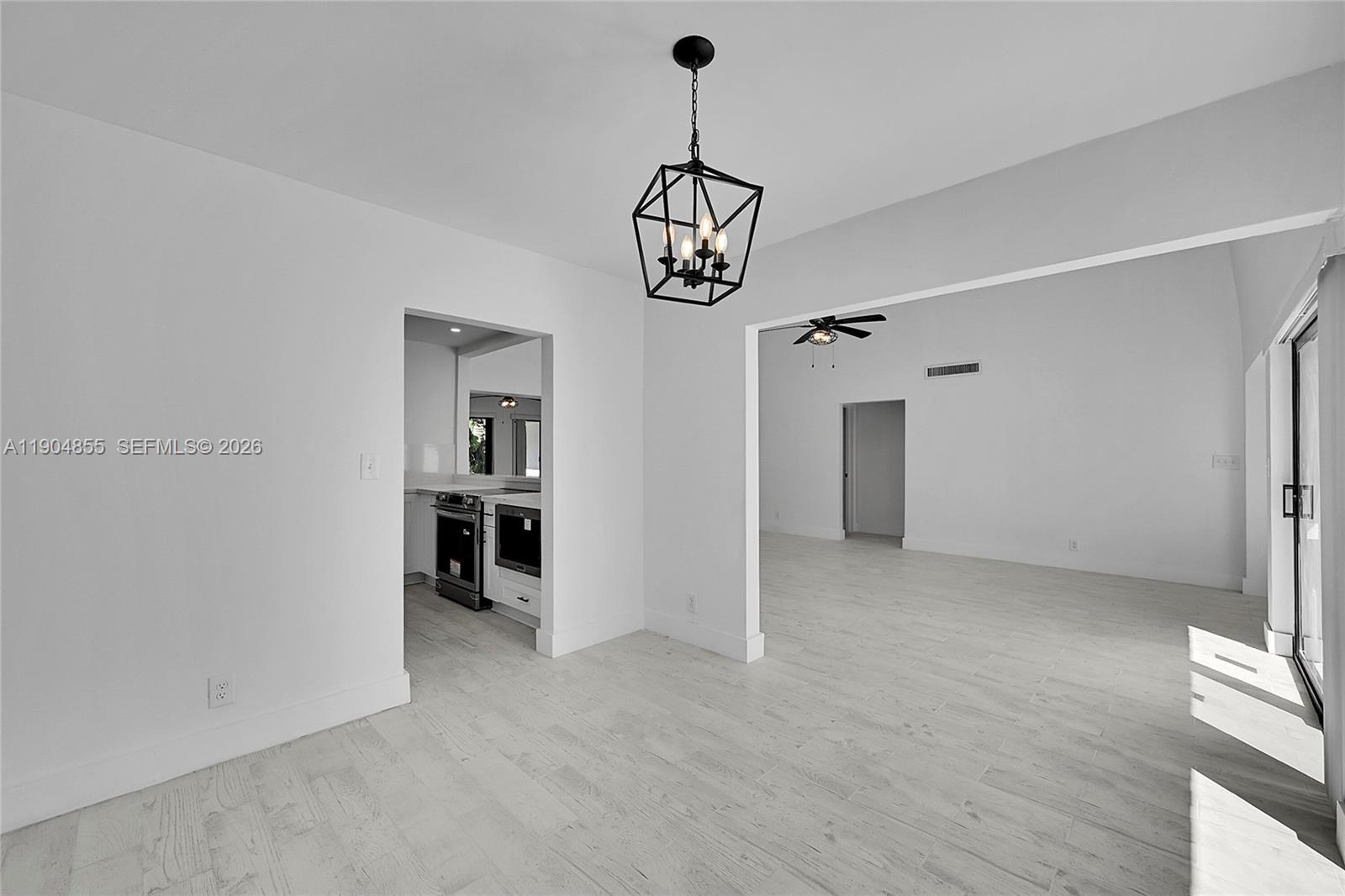 4603 King Palm Dr, Tamarac FL 33319
