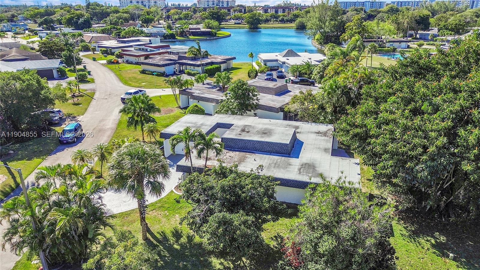 4603 King Palm Dr, Tamarac FL 33319