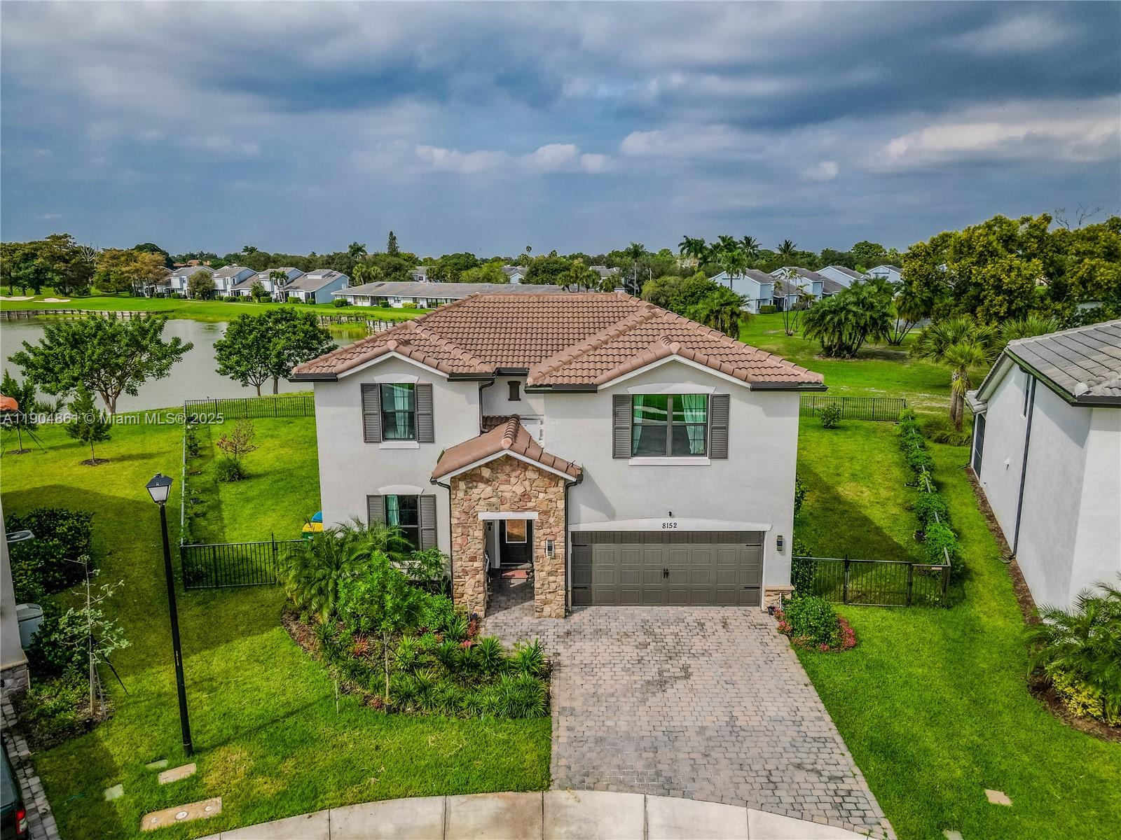 8152 NW 78th St, Tamarac FL 33321