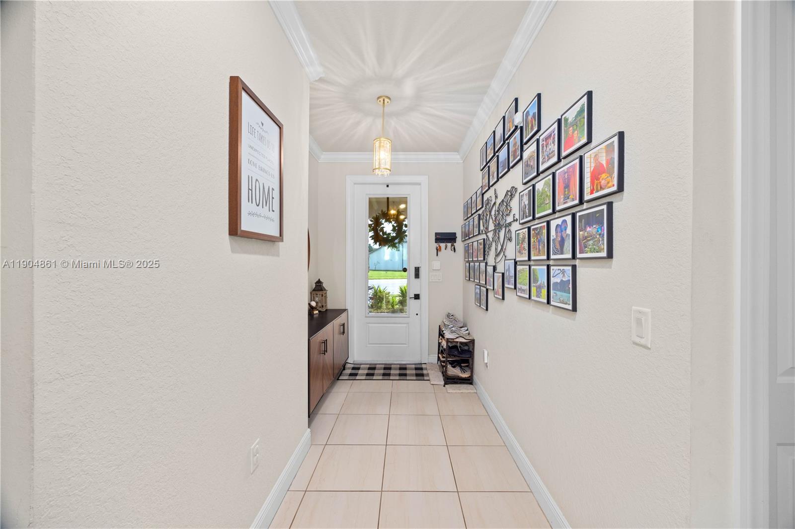 8152 NW 78th St, Tamarac FL 33321