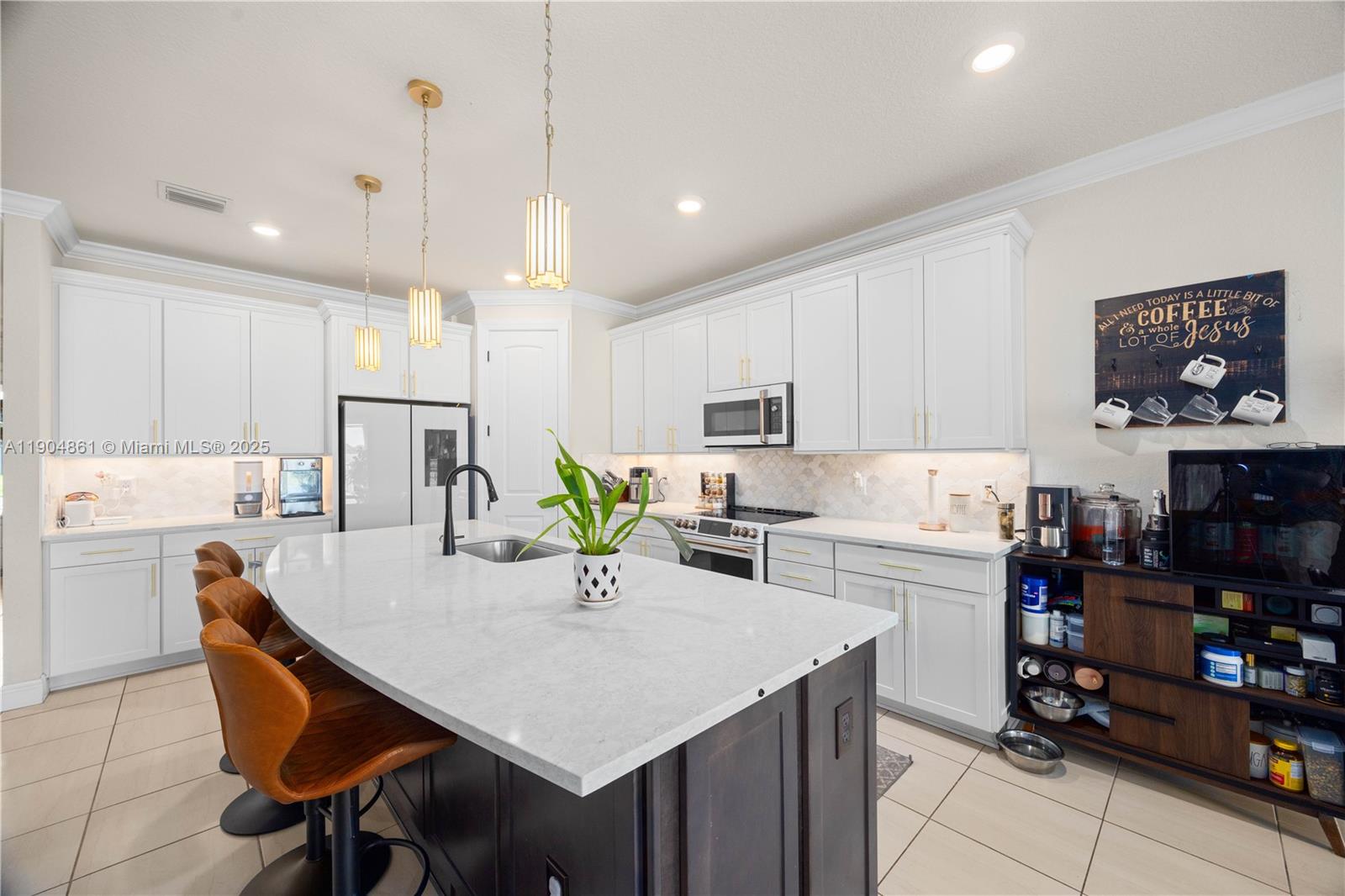 8152 NW 78th St, Tamarac FL 33321