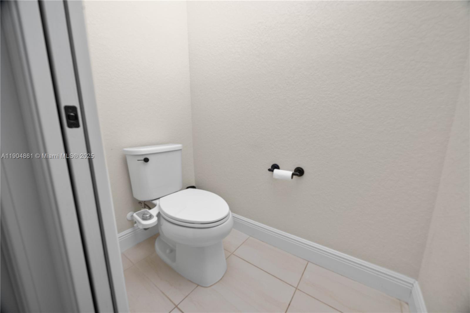 8152 NW 78th St, Tamarac FL 33321