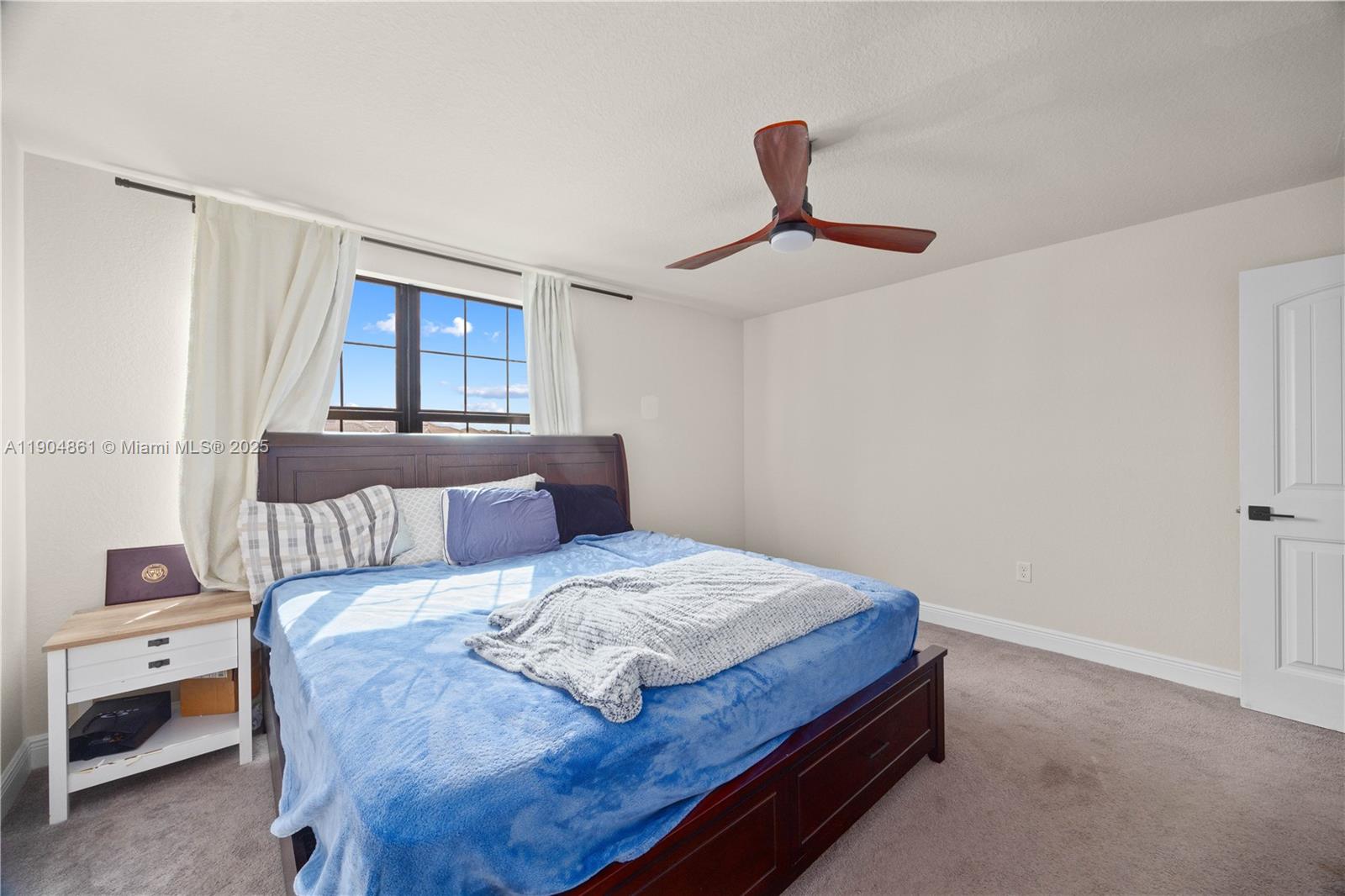 8152 NW 78th St, Tamarac FL 33321