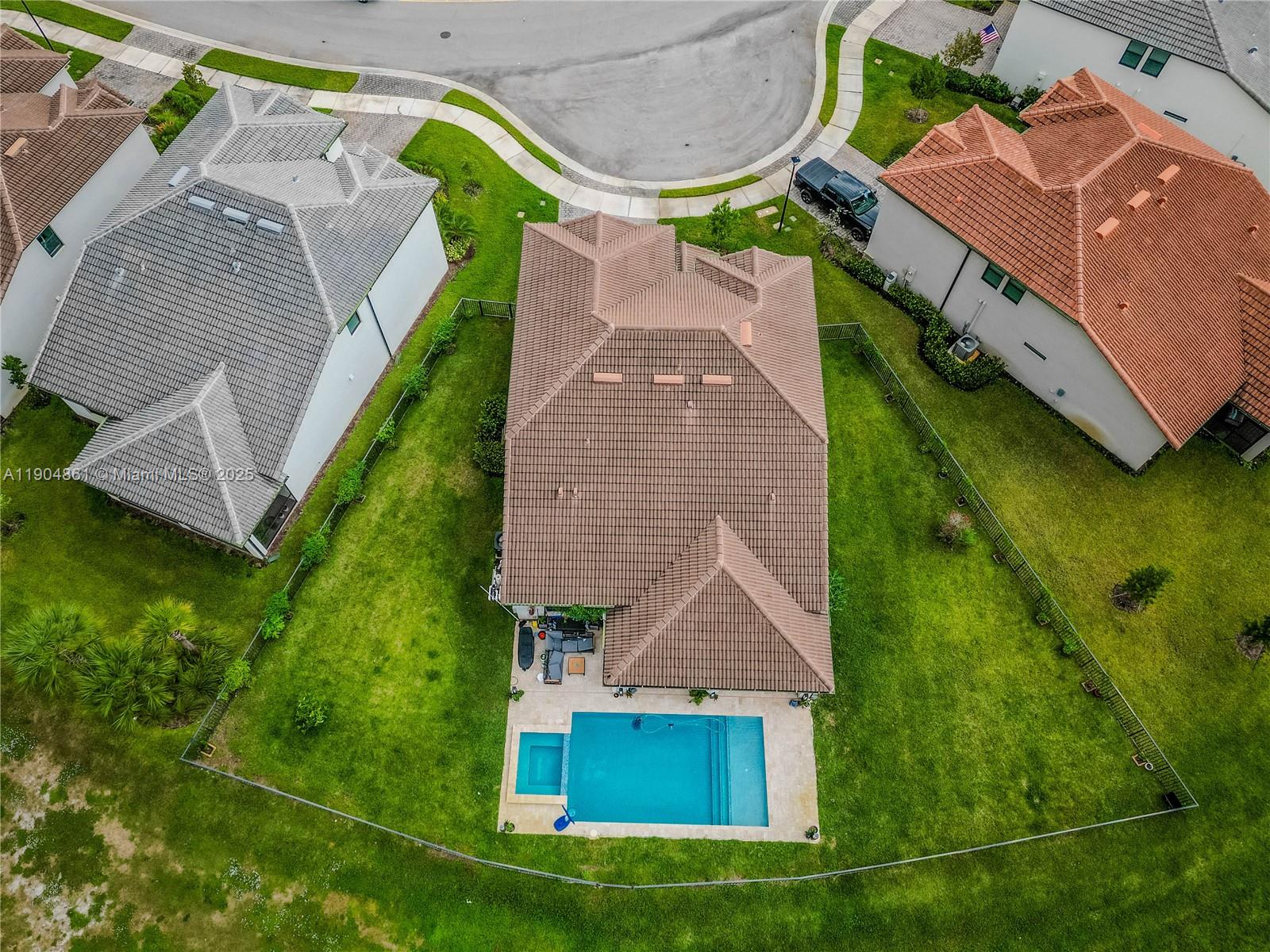8152 NW 78th St, Tamarac FL 33321