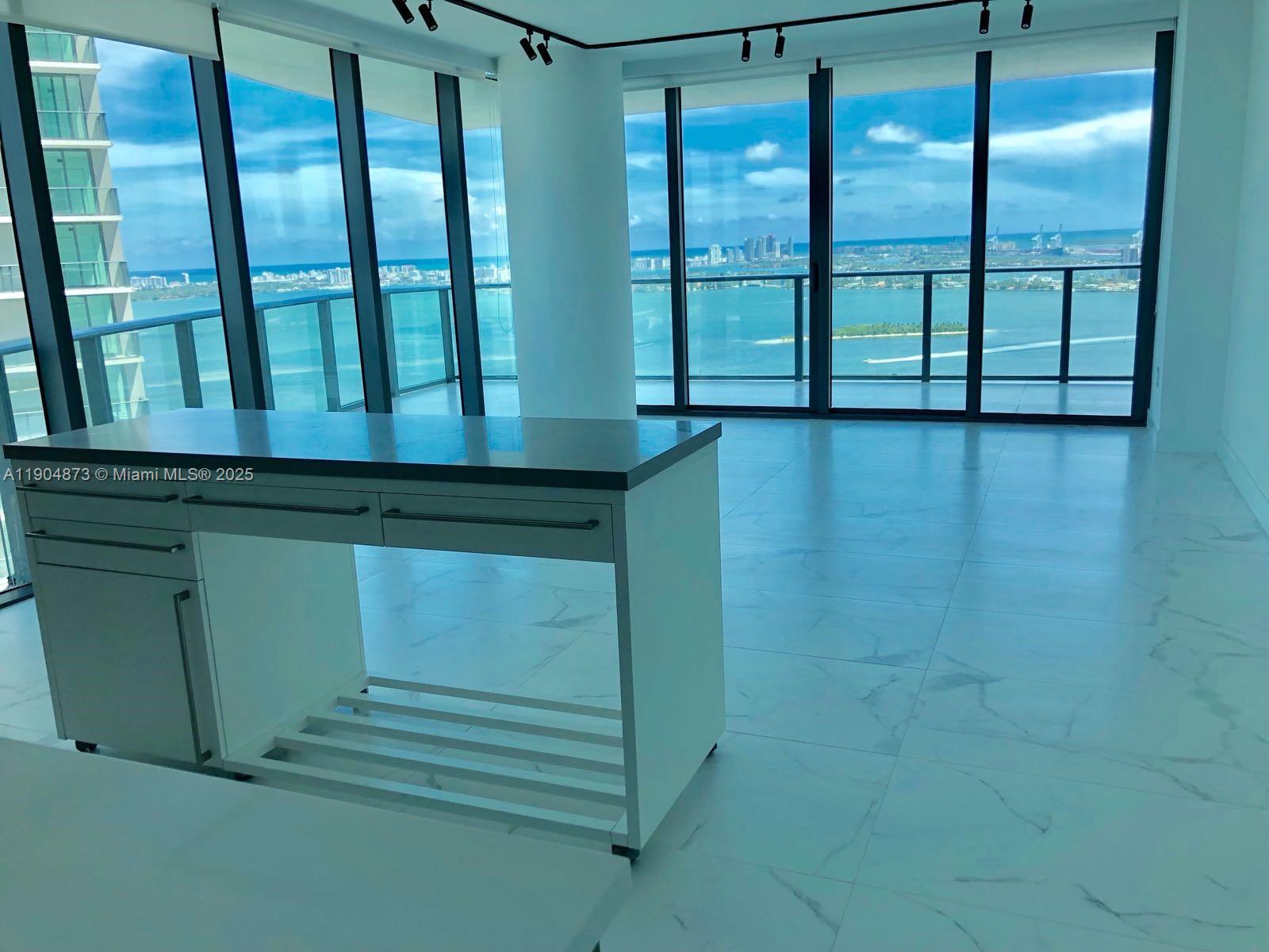 650 NE 32 ST #4107, Miami FL 33137