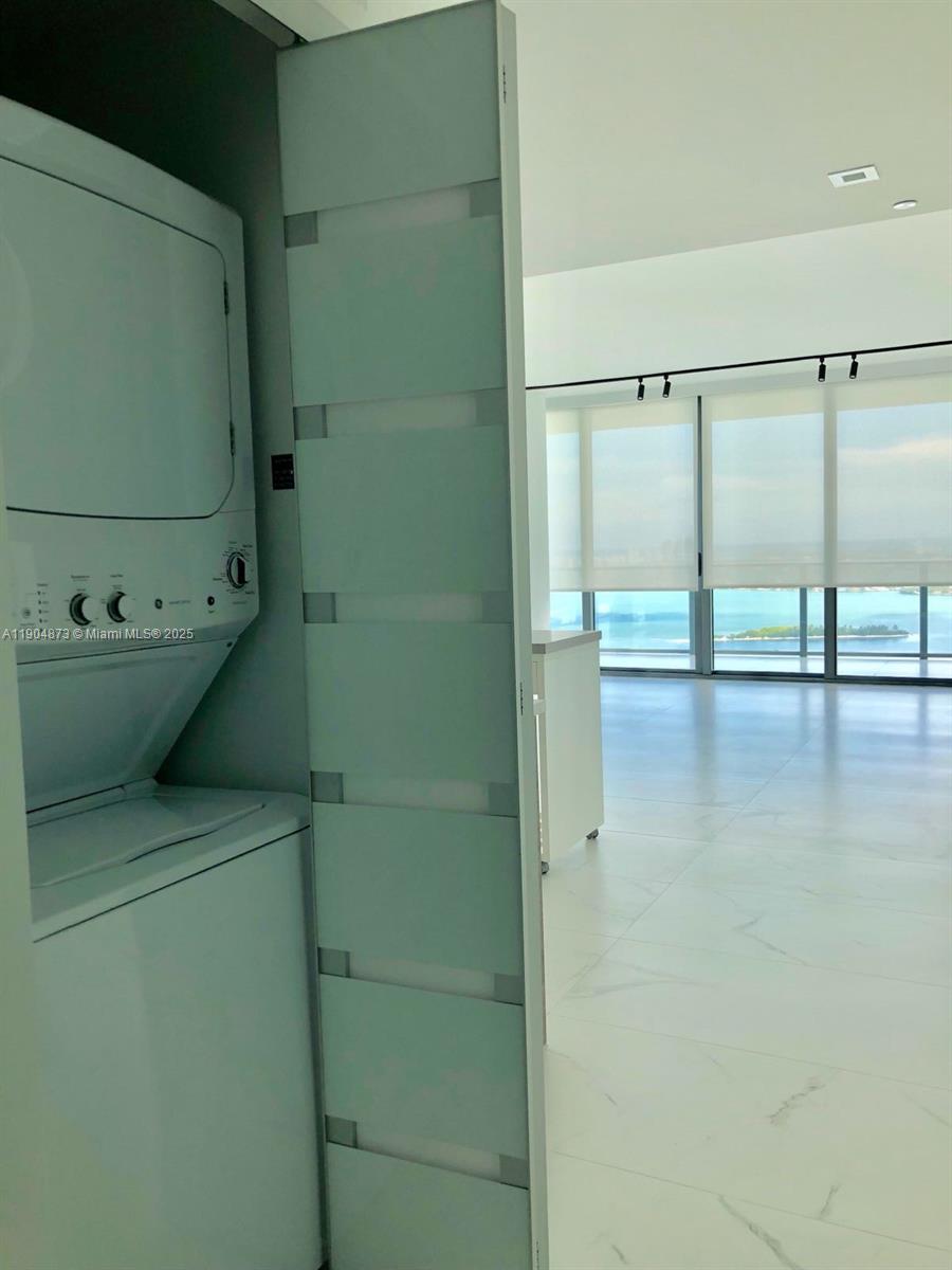 650 NE 32 ST #4107, Miami FL 33137