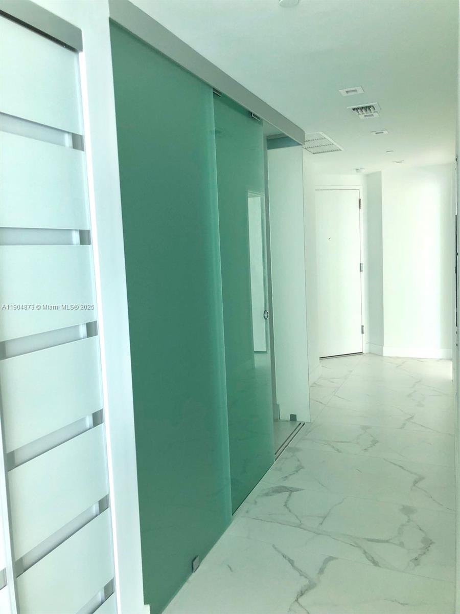 650 NE 32 ST #4107, Miami FL 33137