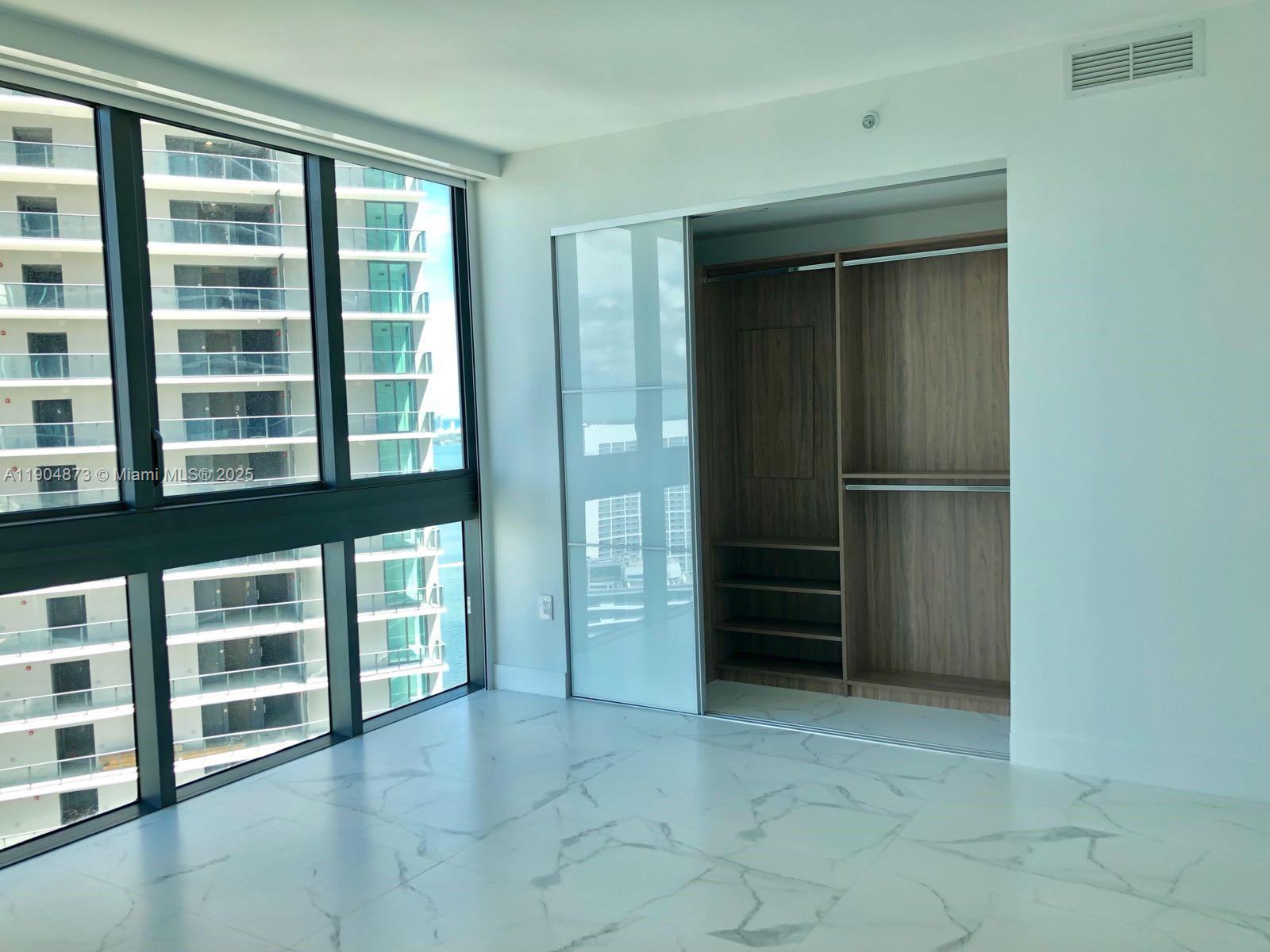 650 NE 32 ST #4107, Miami FL 33137