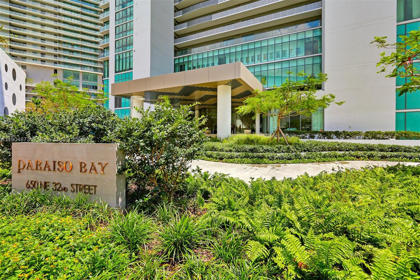 650 NE 32 ST #4107, Miami FL 33137