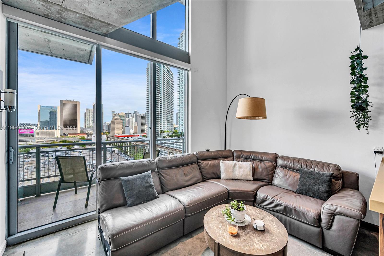 690 SW 1st Ct #1713, Miami FL 33130