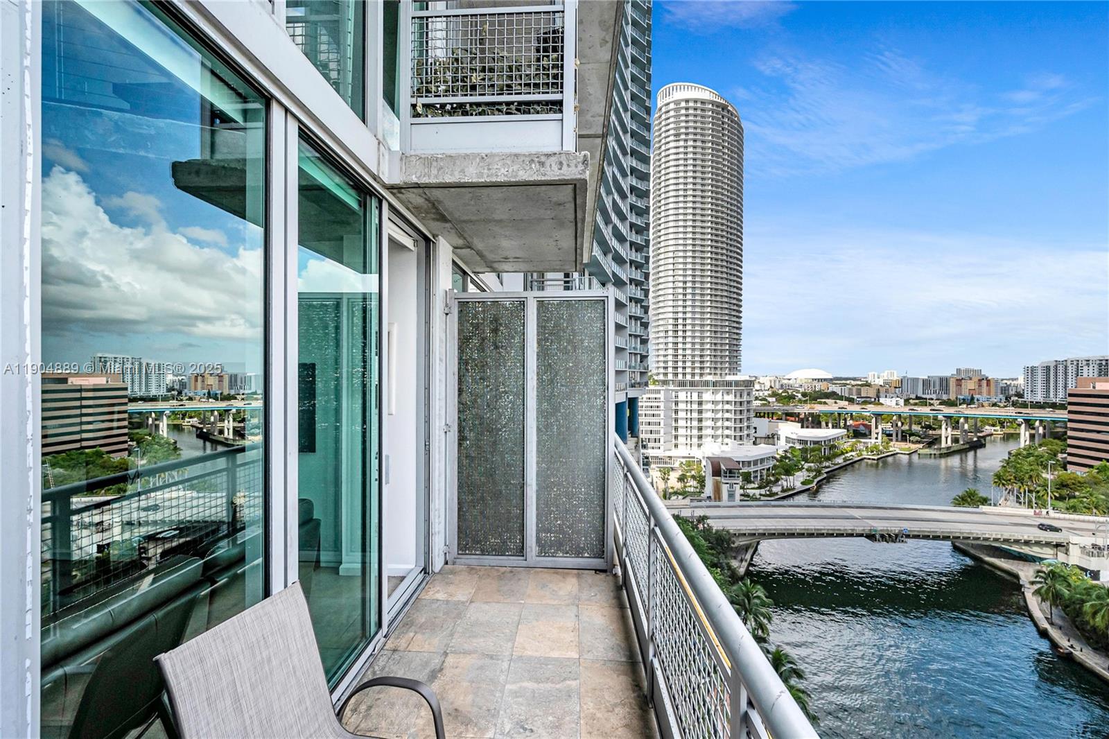 690 SW 1st Ct #1713, Miami FL 33130
