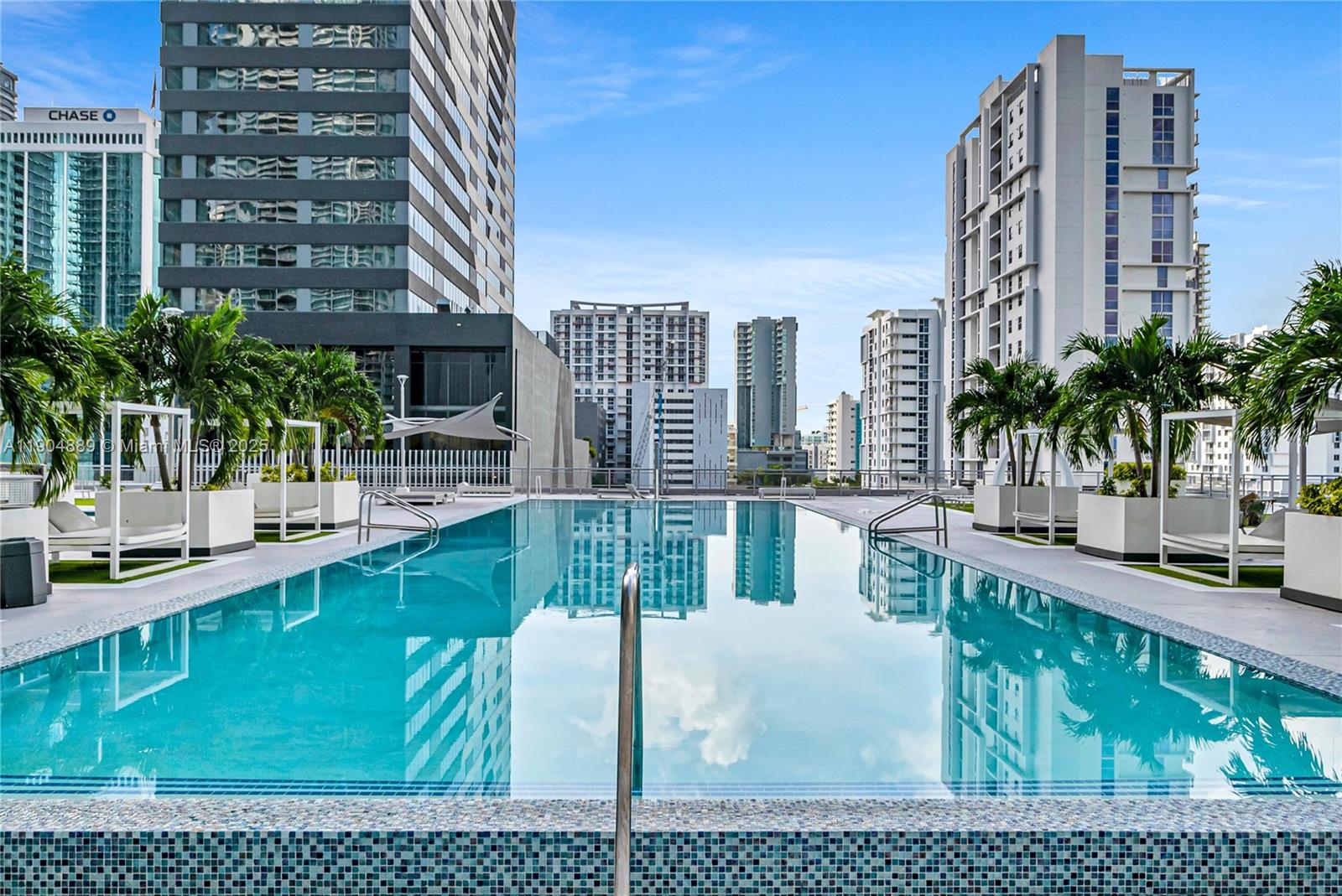 690 SW 1st Ct #1713, Miami FL 33130