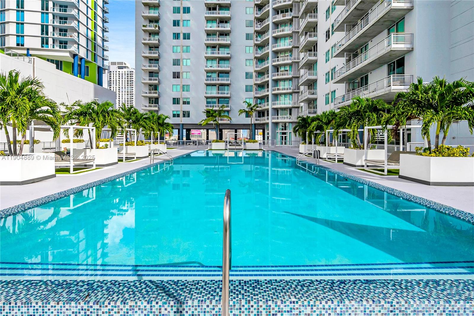 690 SW 1st Ct #1713, Miami FL 33130