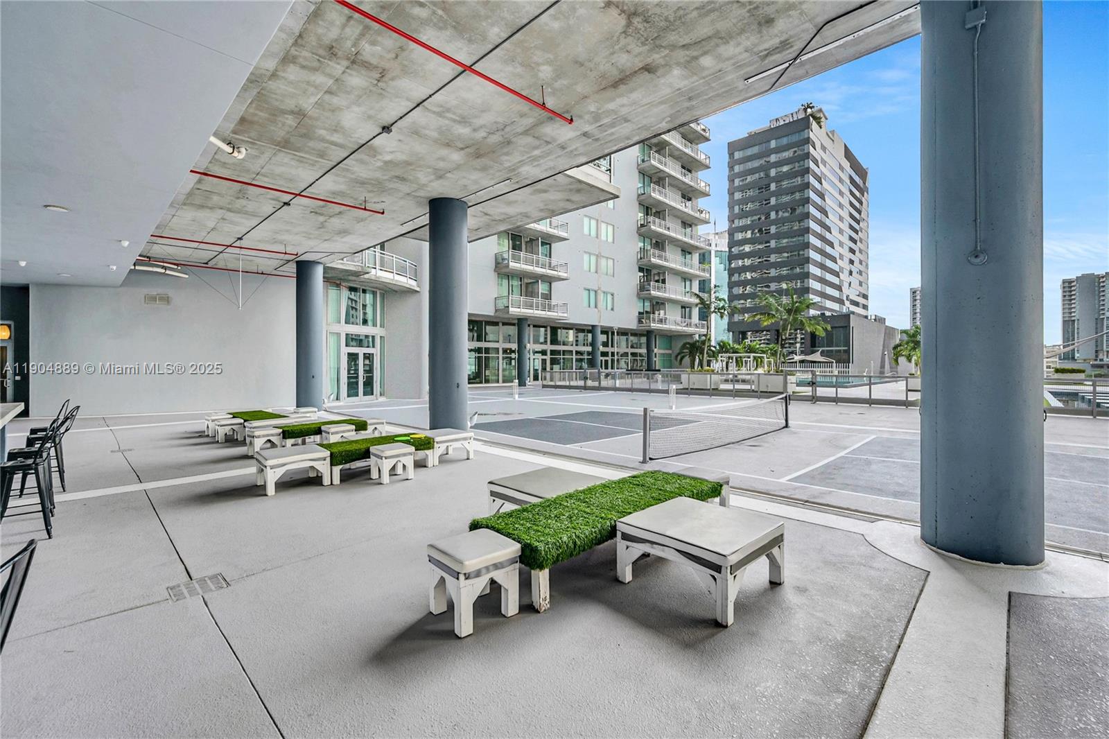 690 SW 1st Ct #1713, Miami FL 33130