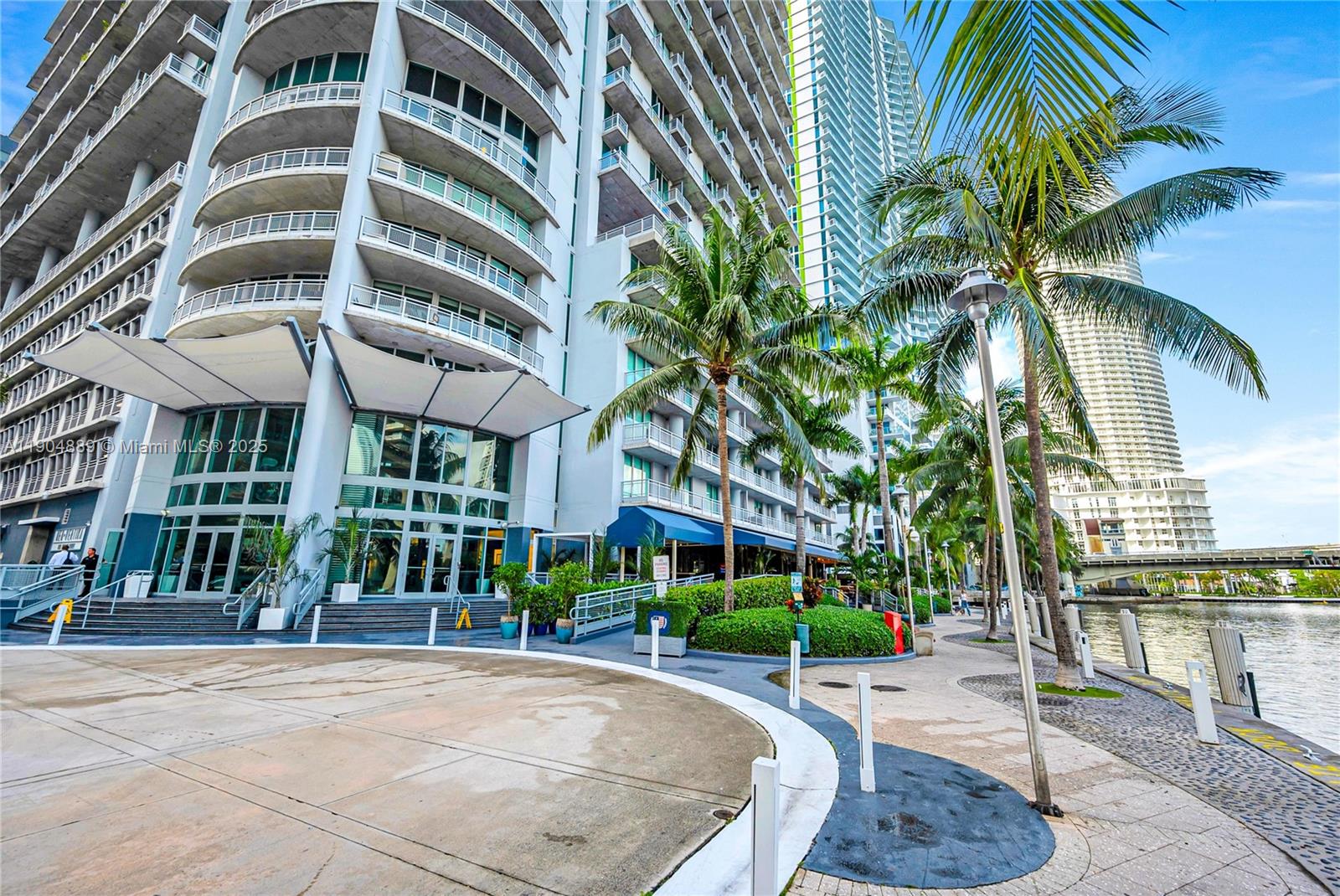 690 SW 1st Ct #1713, Miami FL 33130