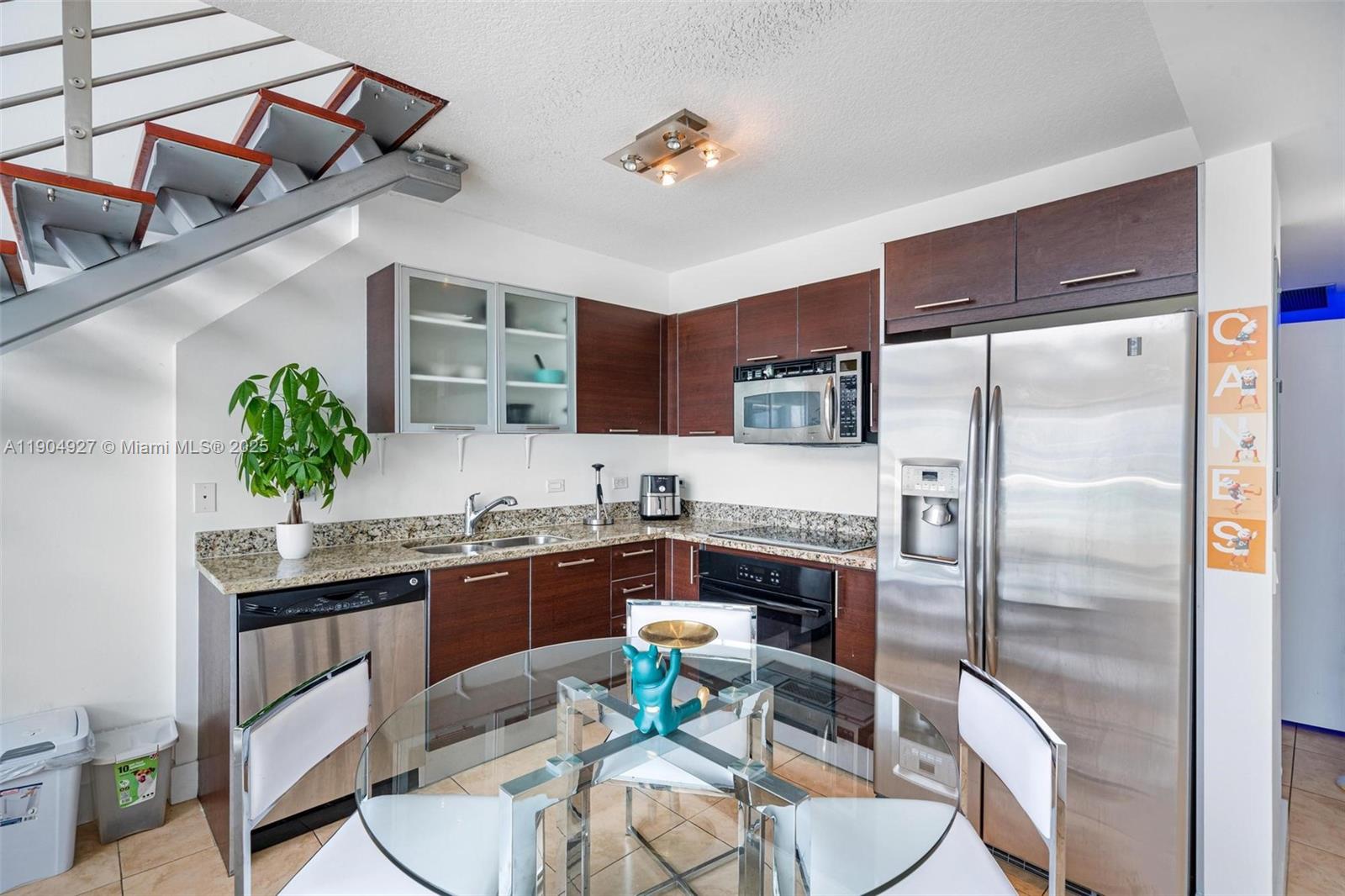 41 SE 5th St #2414, Miami FL 33131