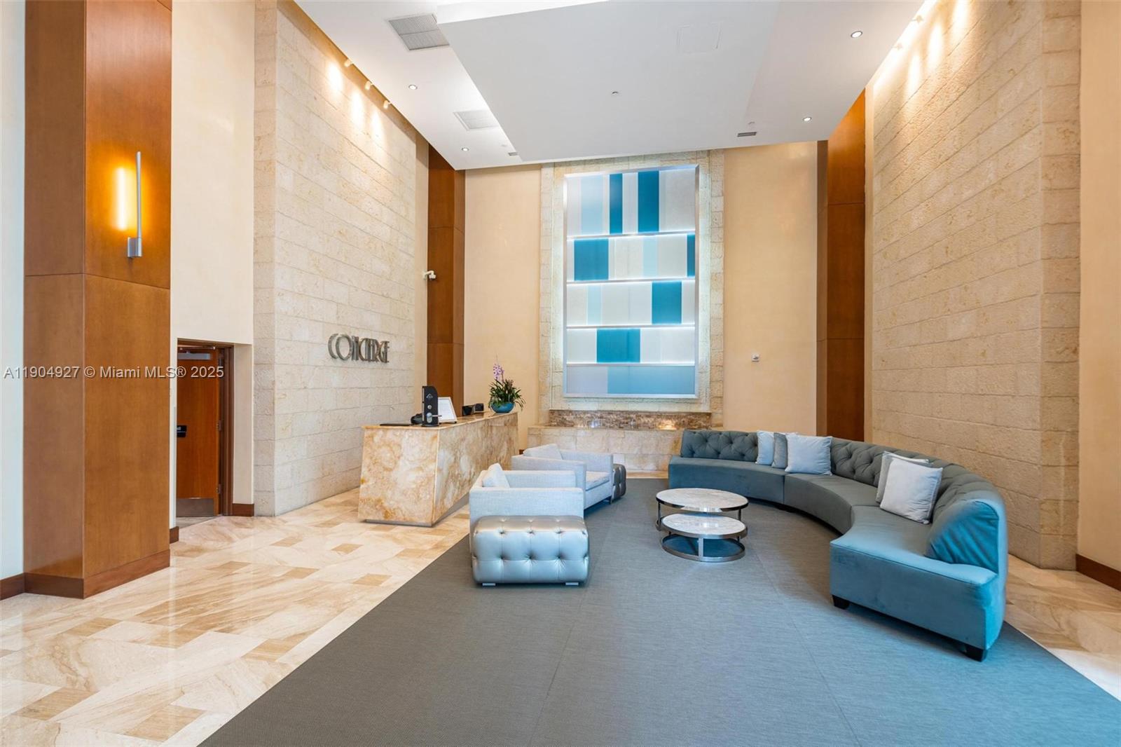 41 SE 5th St #2414, Miami FL 33131
