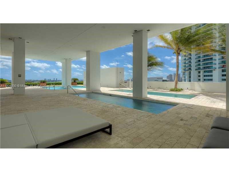 1040 Biscayne Blvd #1707, Miami FL 33132