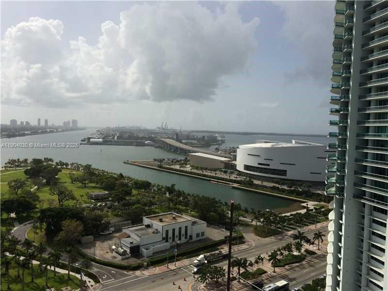 1040 Biscayne Blvd #1707, Miami FL 33132