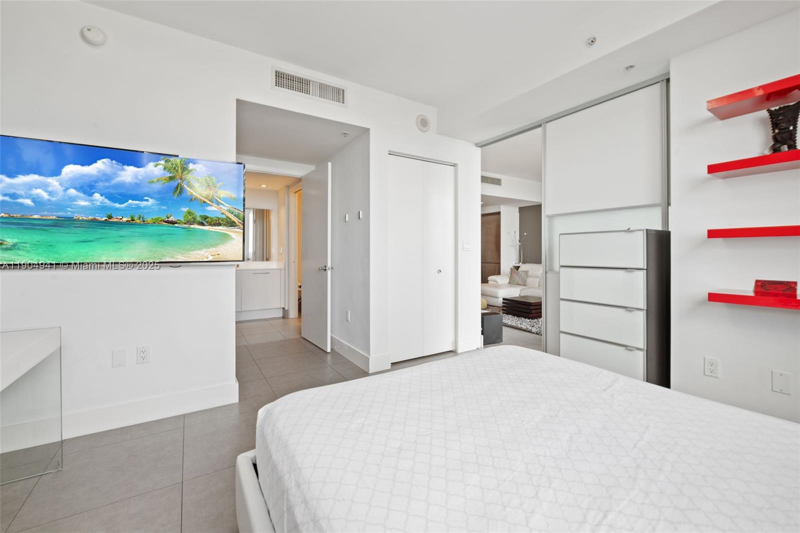 92 SW 3rd St #3809, Miami FL 33130